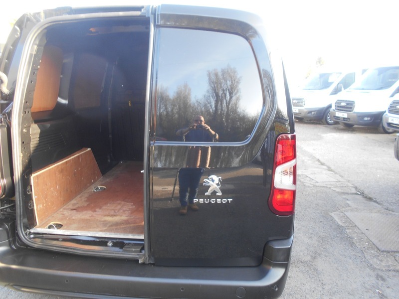 Used Peugeot Partner 2021 for sale - 77990304: Photo 19