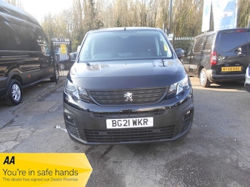 Used Peugeot Partner 2021 for sale - 77990304: Photo