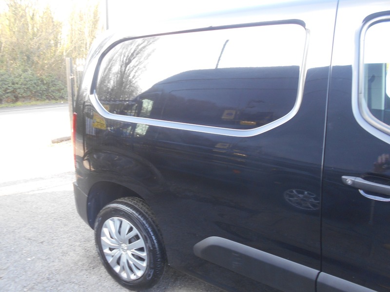 Used Peugeot Partner 2021 for sale - 77990304: Photo 9