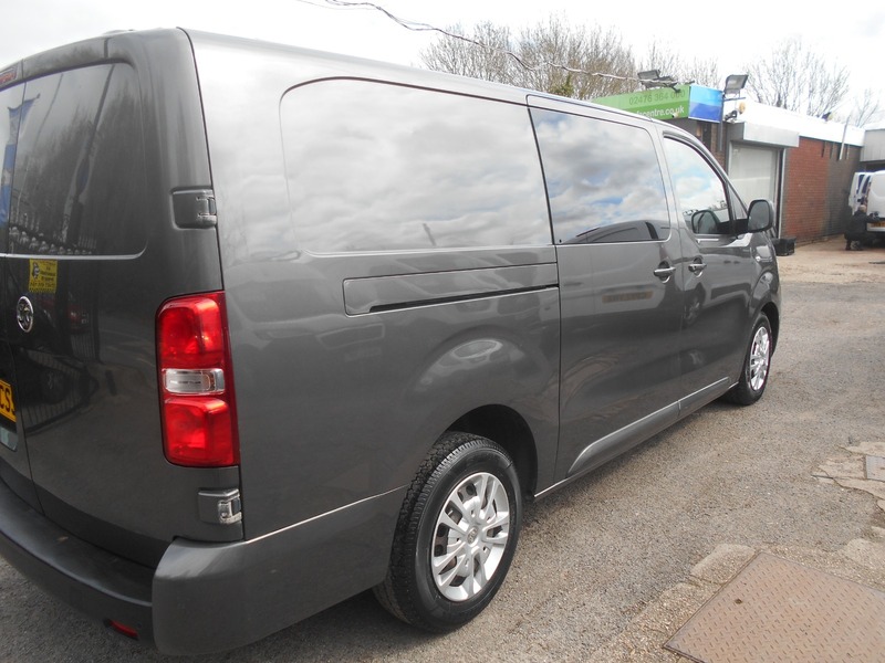 Used Vauxhall Vivaro 2019 for sale - 78140871: Photo 12
