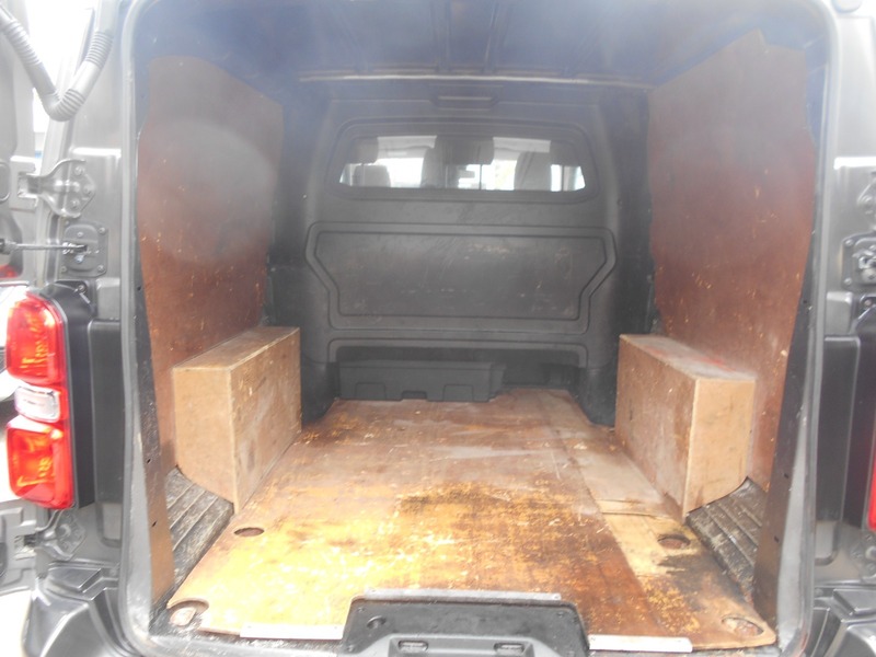 Used Vauxhall Vivaro 2019 for sale - 78140871: Photo 20