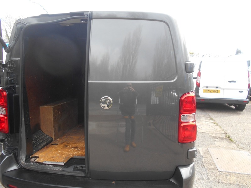 Used Vauxhall Vivaro 2019 for sale - 78140871: Photo 22