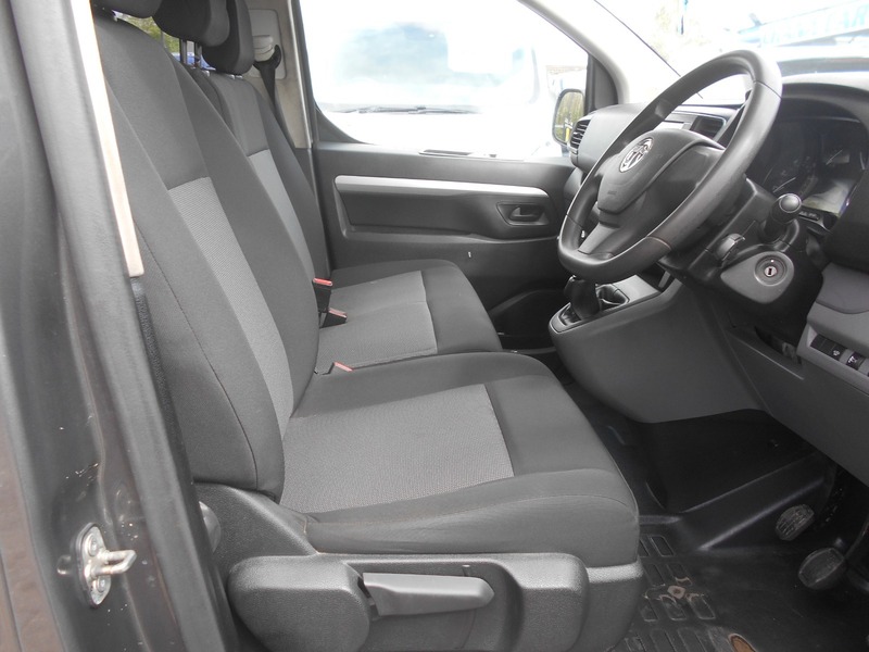 Used Vauxhall Vivaro 2019 for sale - 78140871: Photo 26