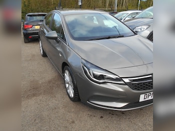Used Vauxhall Astra 2016 for sale - 76029797: Photo 2