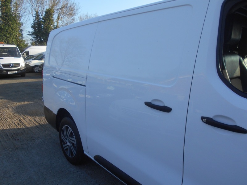 Used Citroen Dispatch 2017 for sale - 77990301: Photo 8