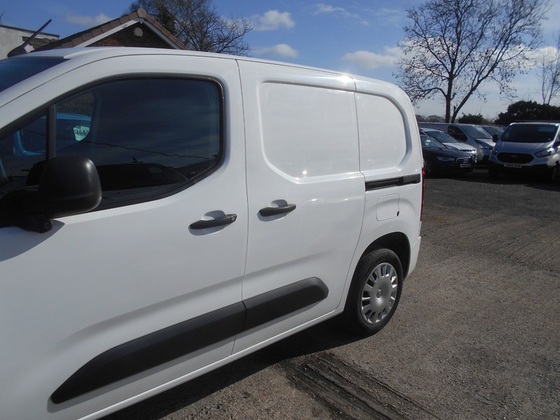 Used Vauxhall Combo 2020 for sale - 77921021: Photo 13