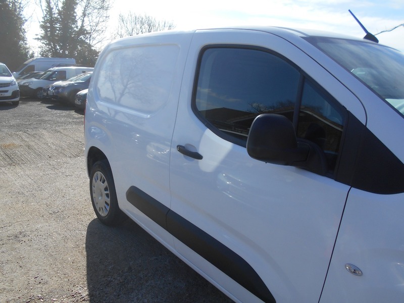 Used Vauxhall Combo 2020 for sale - 77921021: Photo 7