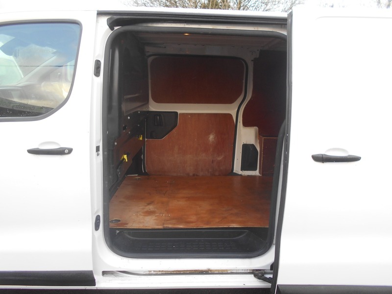 Used Peugeot Expert 2018 for sale - 77189021: Photo 15