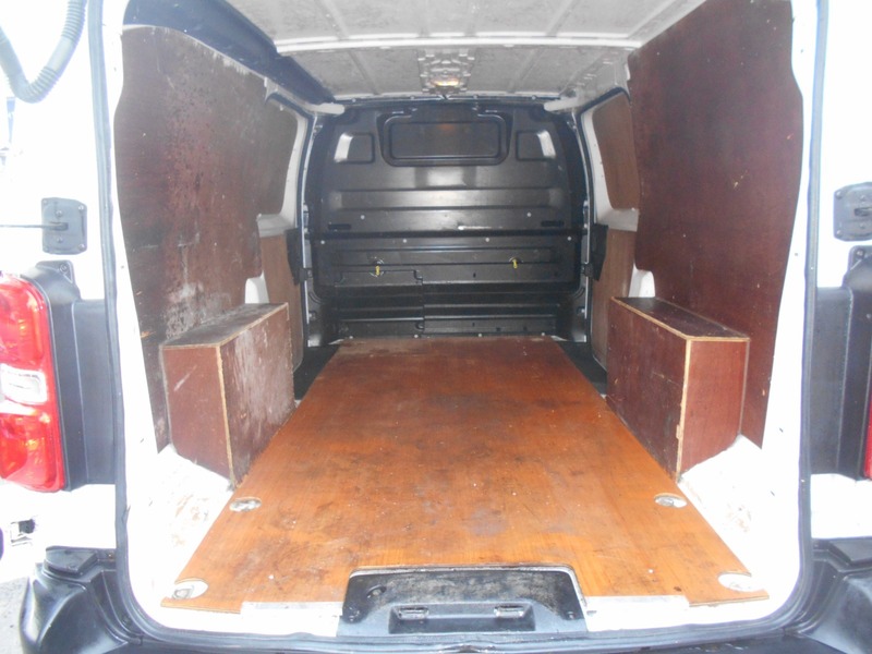 Used Peugeot Expert 2018 for sale - 77189021: Photo 19