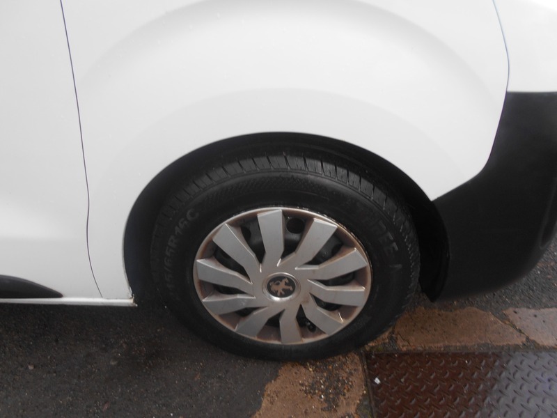 Used Peugeot Expert 2018 for sale - 77189021: Photo 36