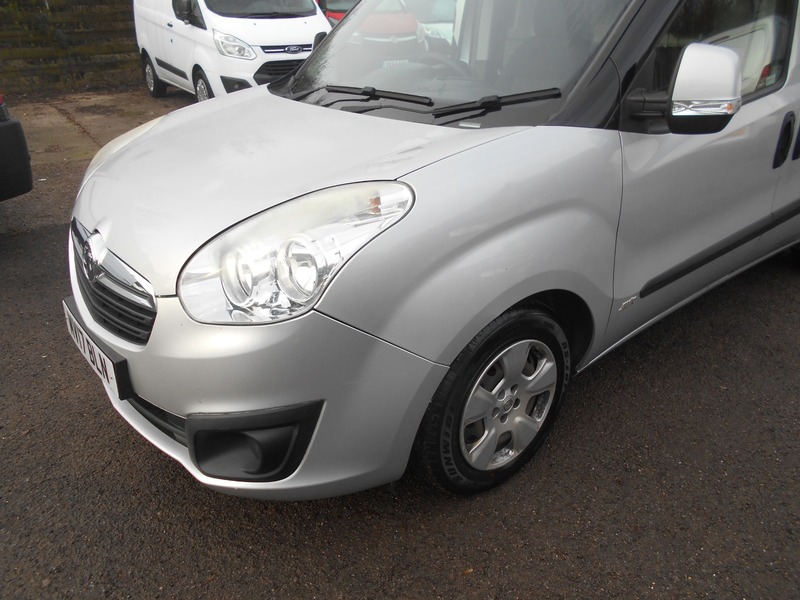 Used Vauxhall Combo 2017 for sale - 76029976: Photo 9