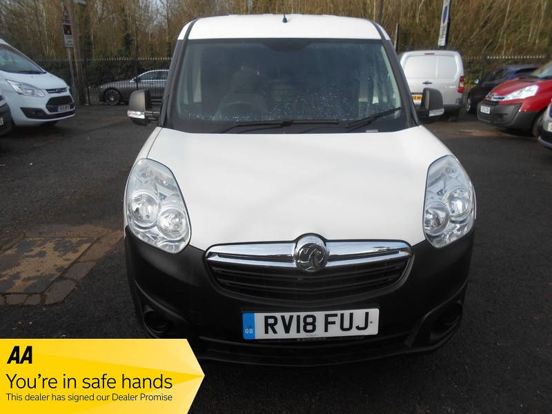 Used Vauxhall Combo 2018 for sale - 76029975: Photo 1