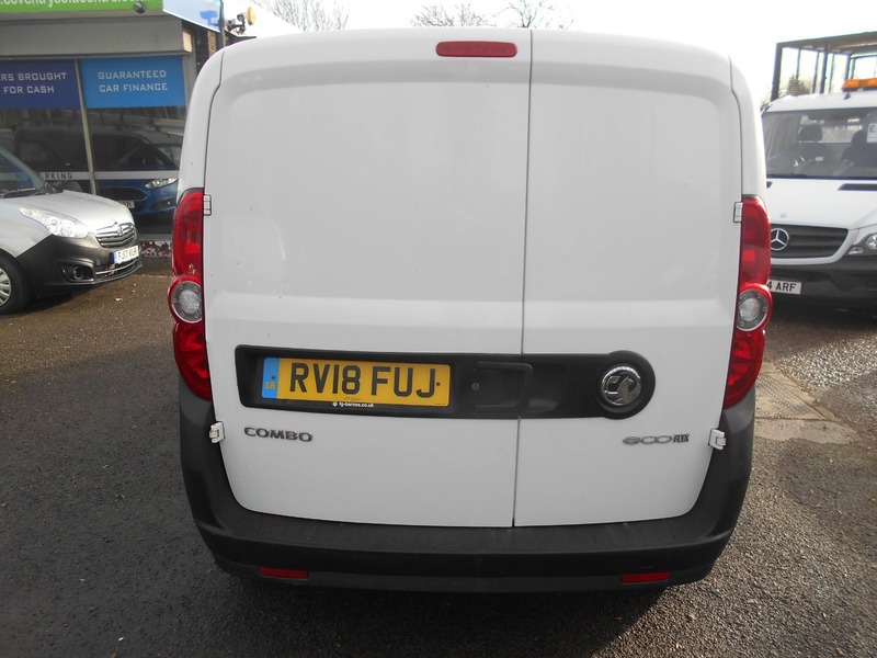 Used Vauxhall Combo 2018 for sale - 76029975: Photo 4