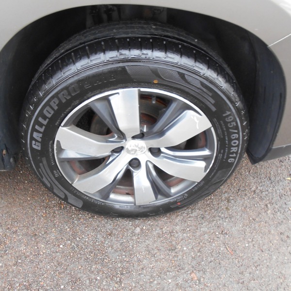 Used Peugeot 2008 2015 for sale - 76029957: Photo 18