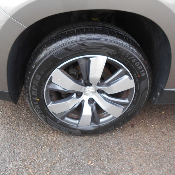 Used Peugeot 2008 2015 for sale - 76029957: Photo 21