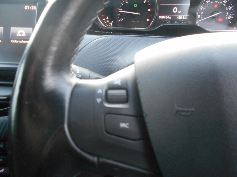 Used Peugeot 2008 2015 for sale - 76029957: Photo 25