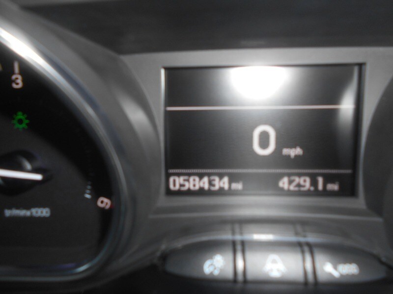 Used Peugeot 2008 2015 for sale - 76029957: Photo 26
