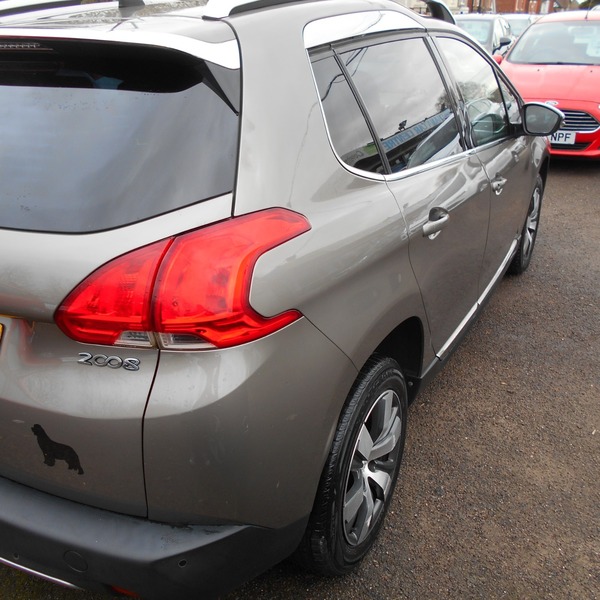 Used Peugeot 2008 2015 for sale - 76029957: Photo 6