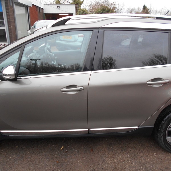 Used Peugeot 2008 2015 for sale - 76029957: Photo 9