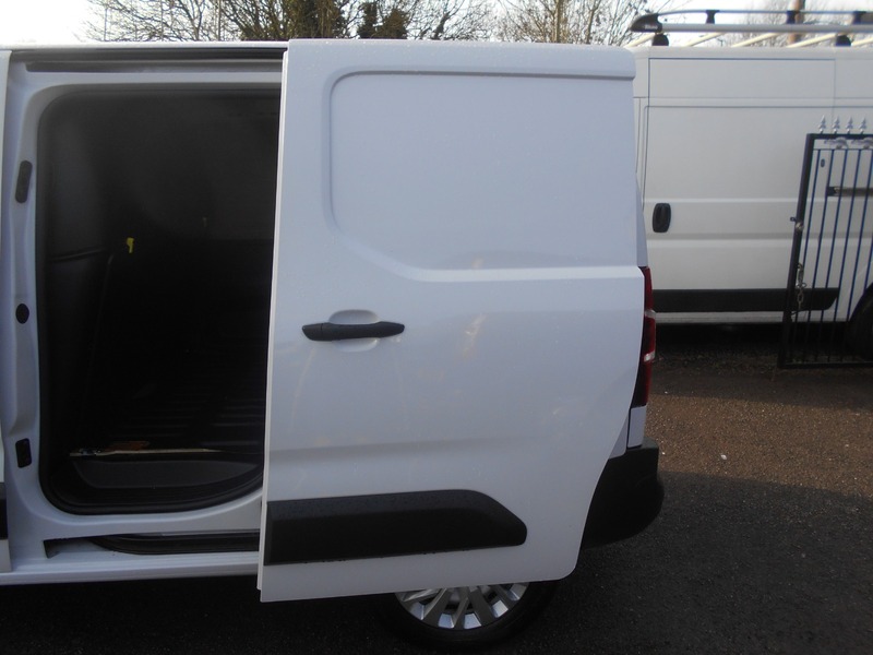 Used Peugeot Partner 2023 for sale - 77636866: Photo 16