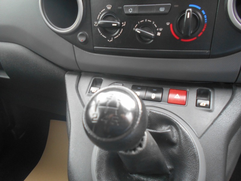 Vehicle 33