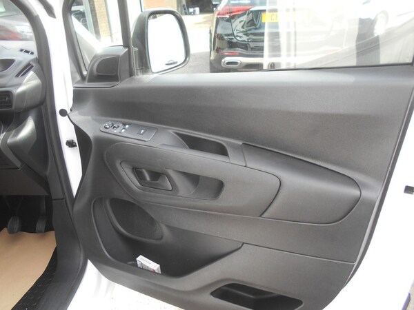 Used Vauxhall Combo 2020 for sale - 76029928: Photo 18