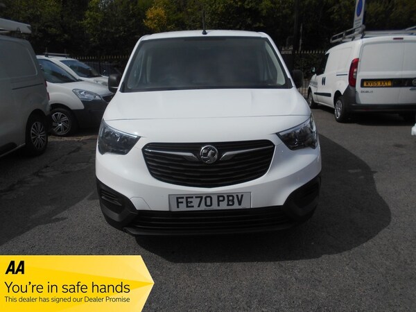 Used Vauxhall Combo 2020 for sale - 76029928: Photo 1