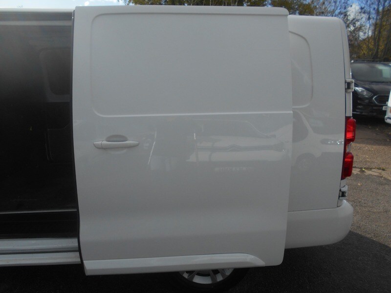 Used Vauxhall Vivaro 2019 for sale - 76386973: Photo 16