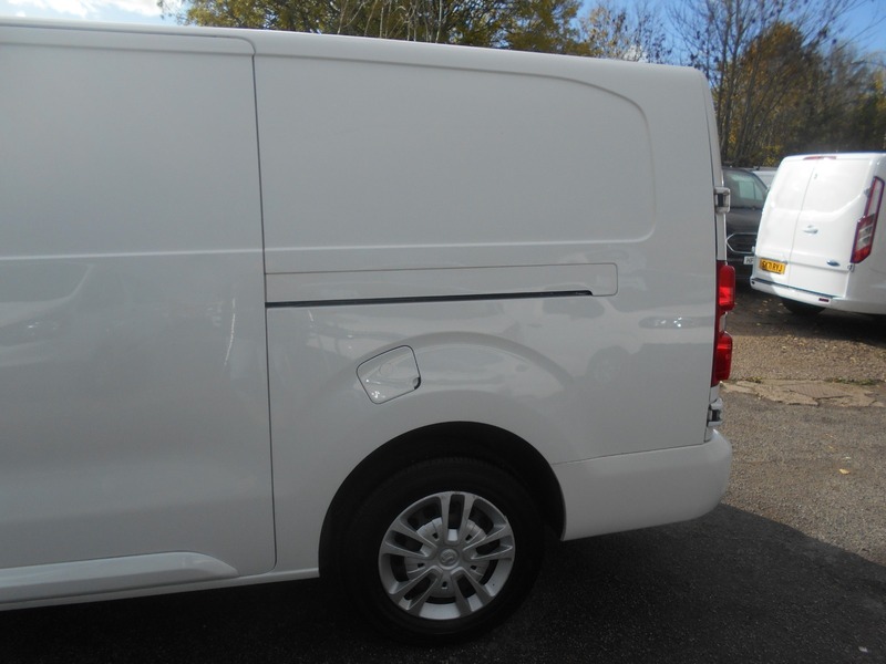Used Vauxhall Vivaro 2019 for sale - 76386973: Photo 17