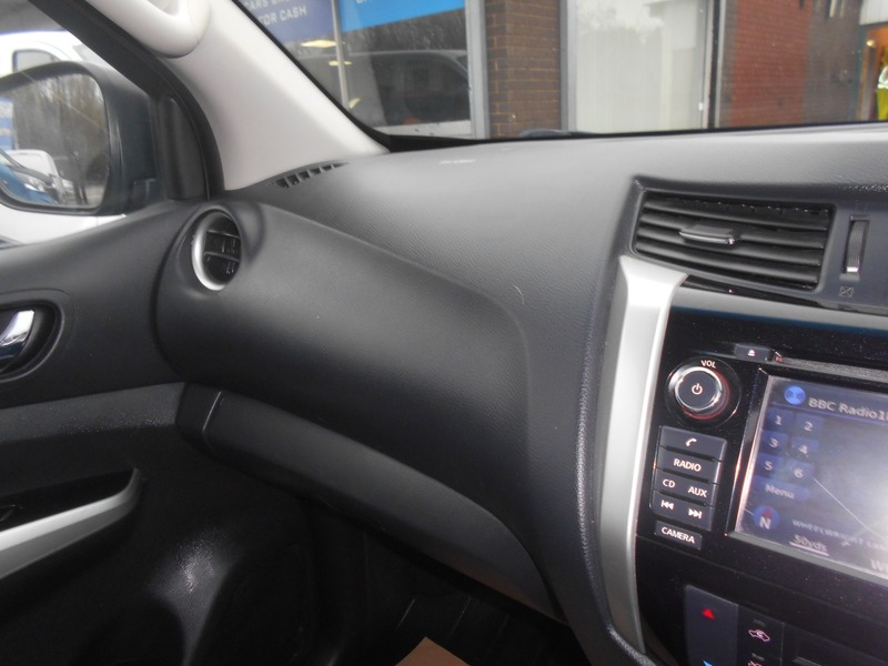 Used Nissan Navara 2016 for sale - 77038646: Photo 38