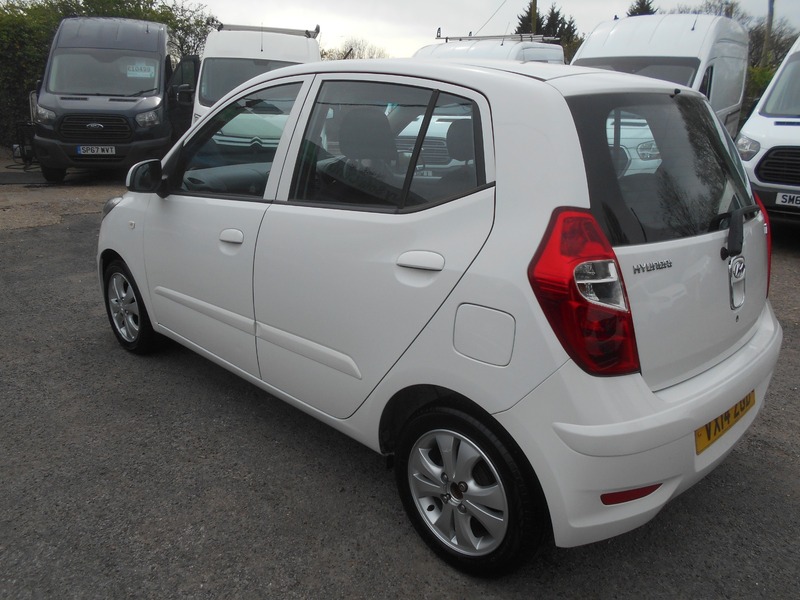 Used Hyundai i10 2014 for sale - 78182316: Photo 16