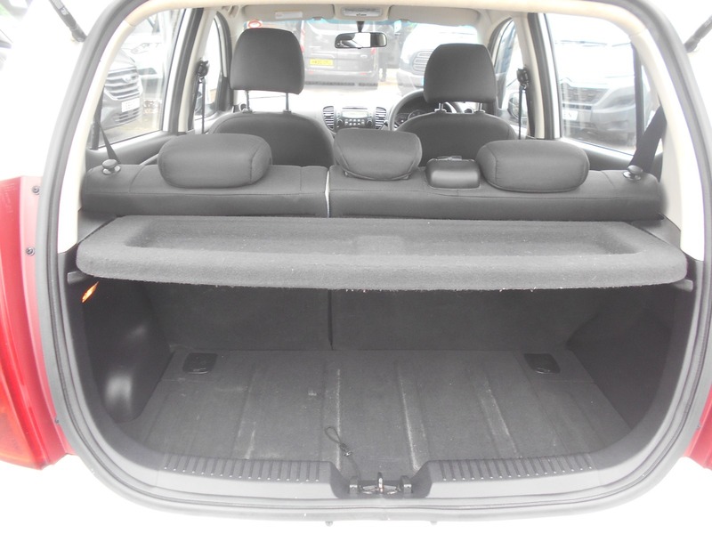 Used Hyundai i10 2014 for sale - 78182316: Photo 17