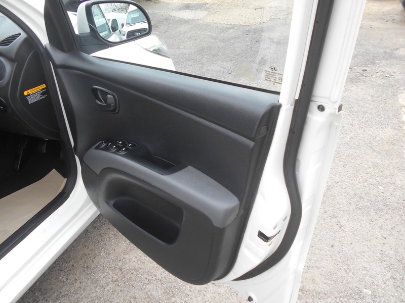 Used Hyundai i10 2014 for sale - 78182316: Photo 20