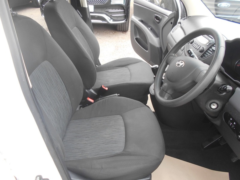 Used Hyundai i10 2014 for sale - 78182316: Photo 21