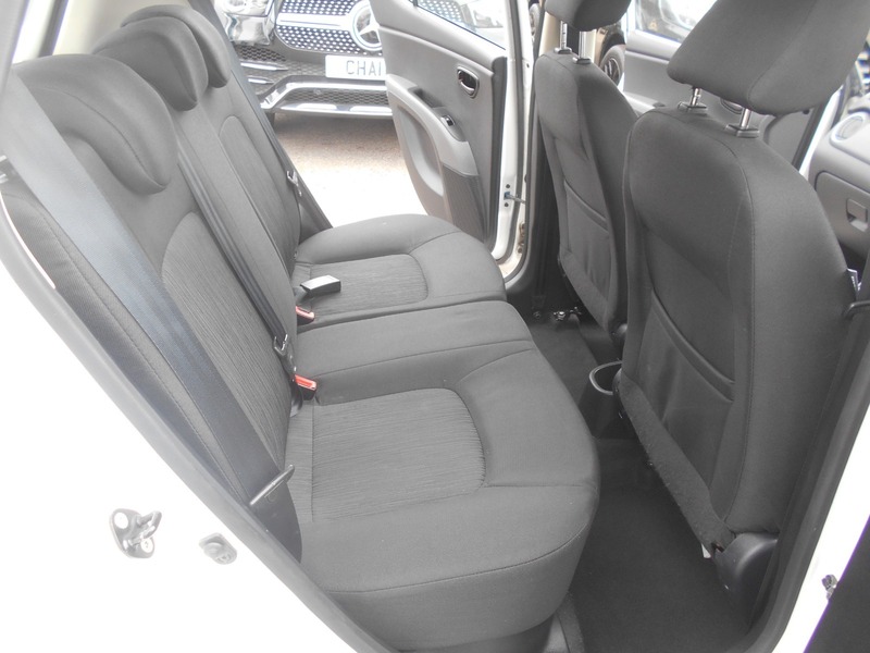 Used Hyundai i10 2014 for sale - 78182316: Photo 22