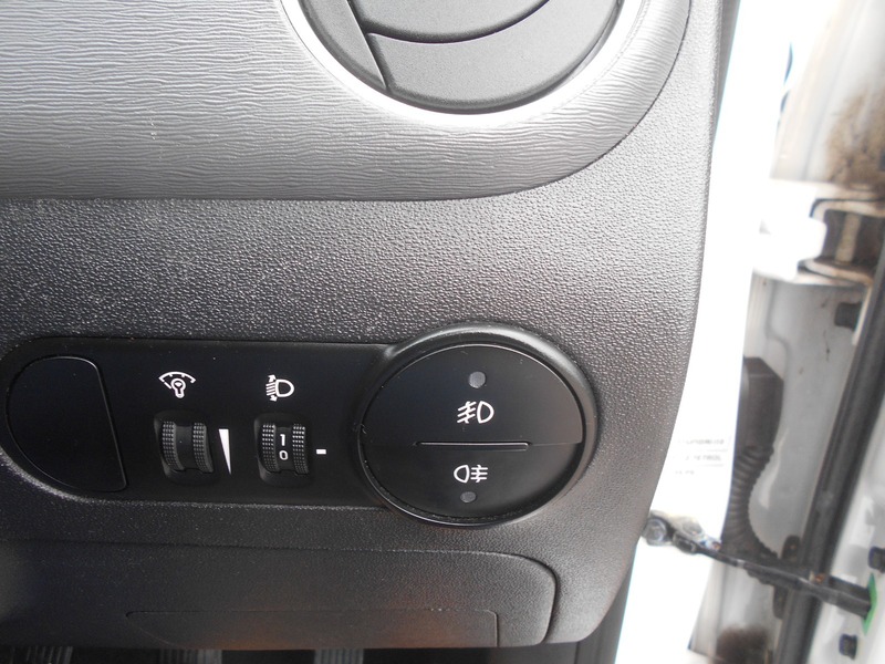 Used Hyundai i10 2014 for sale - 78182316: Photo 25