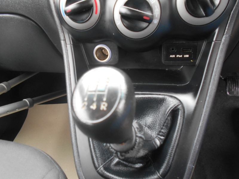 Used Hyundai i10 2014 for sale - 78182316: Photo 30