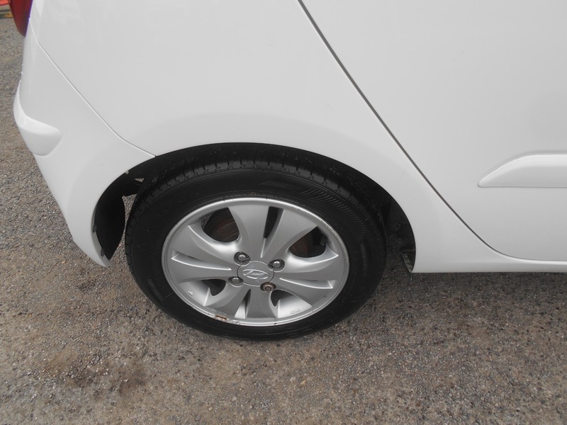 Used Hyundai i10 2014 for sale - 78182316: Photo 35