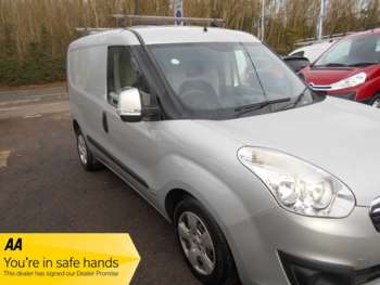 Used Vauxhall Combo 2017 for sale - 69842865: Photo