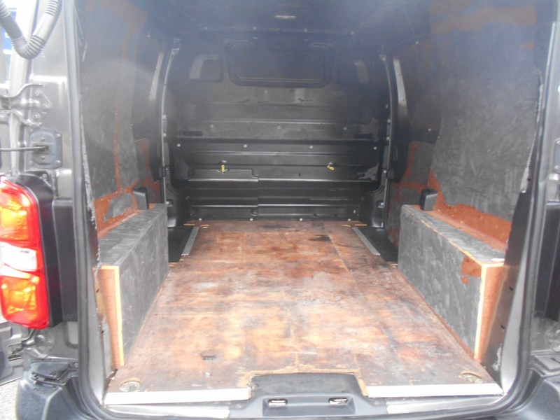 Used Citroen Dispatch 2017 for sale - 77547949: Photo 17