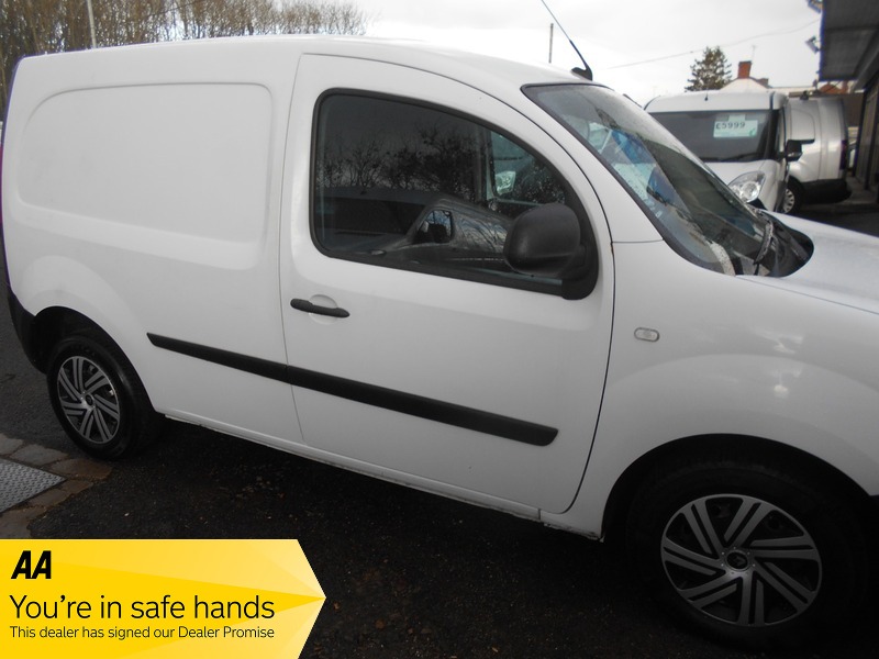 Used Renault Kangoo 2014 for sale - 76029984: Photo 2