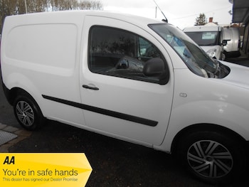 Used Renault Kangoo 2014 for sale - 76029984: Photo
