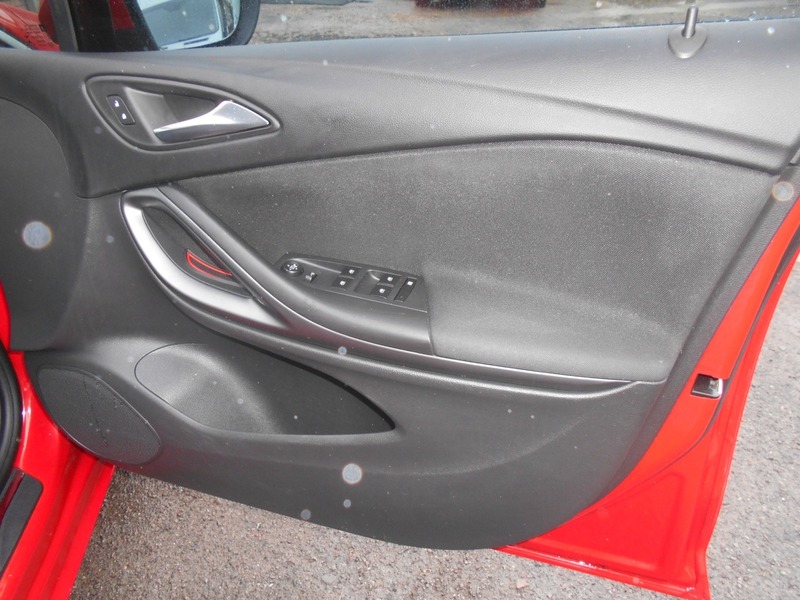 Used Vauxhall Astra 2015 for sale - 76686865: Photo 19