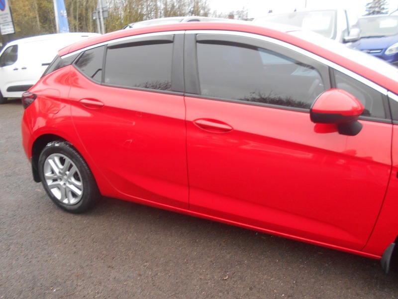 Used Vauxhall Astra 2015 for sale - 76686865: Photo 7