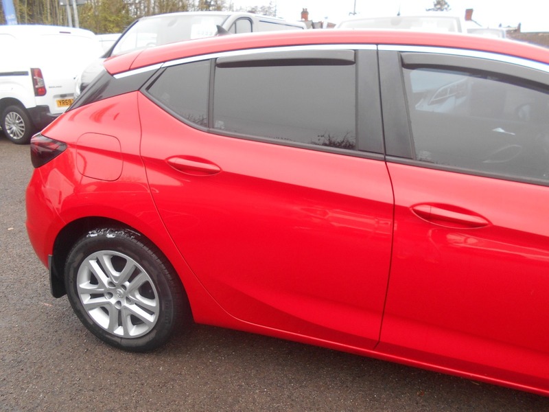 Used Vauxhall Astra 2015 for sale - 76686865: Photo 8