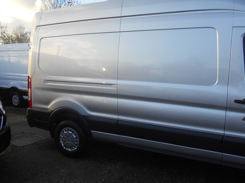 Used Ford Transit 2015 for sale - 76758777: Photo 8