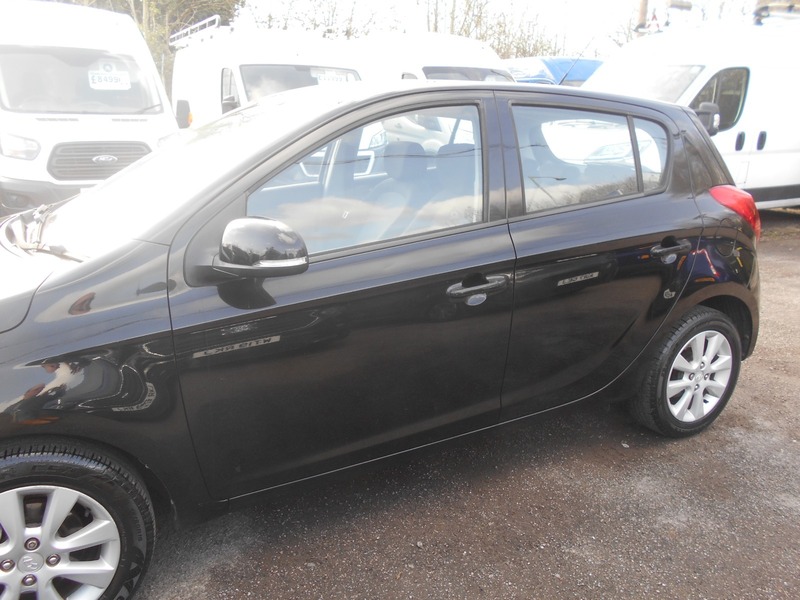 Used Hyundai i20 2013 for sale - 77668098: Photo 12