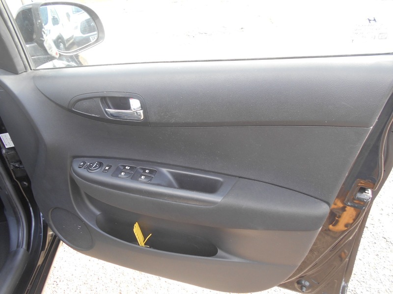 Used Hyundai i20 2013 for sale - 77668098: Photo 21