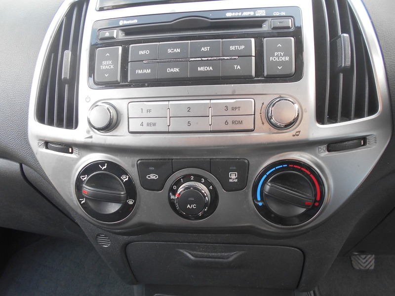 Used Hyundai i20 2013 for sale - 77668098: Photo 28