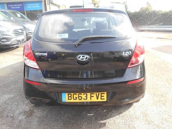 Used Hyundai i20 2013 for sale - 77668098: Photo